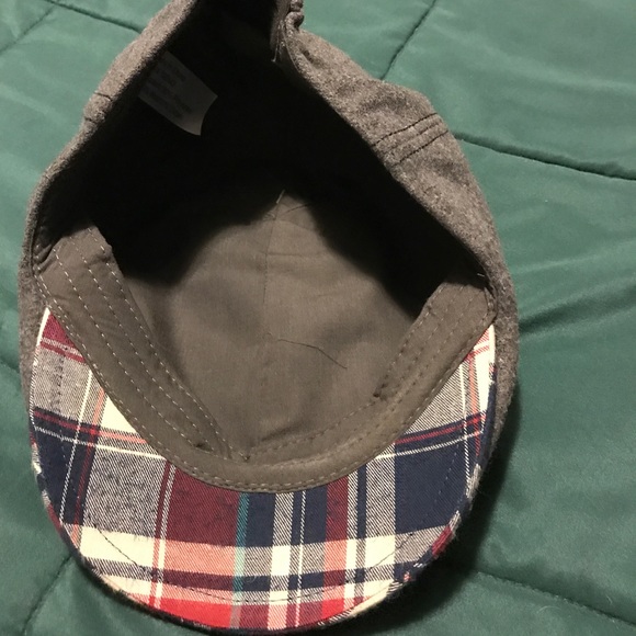 NWT plaid and flannel Newsie hat from Chapel hats. - Picture 2 of 5