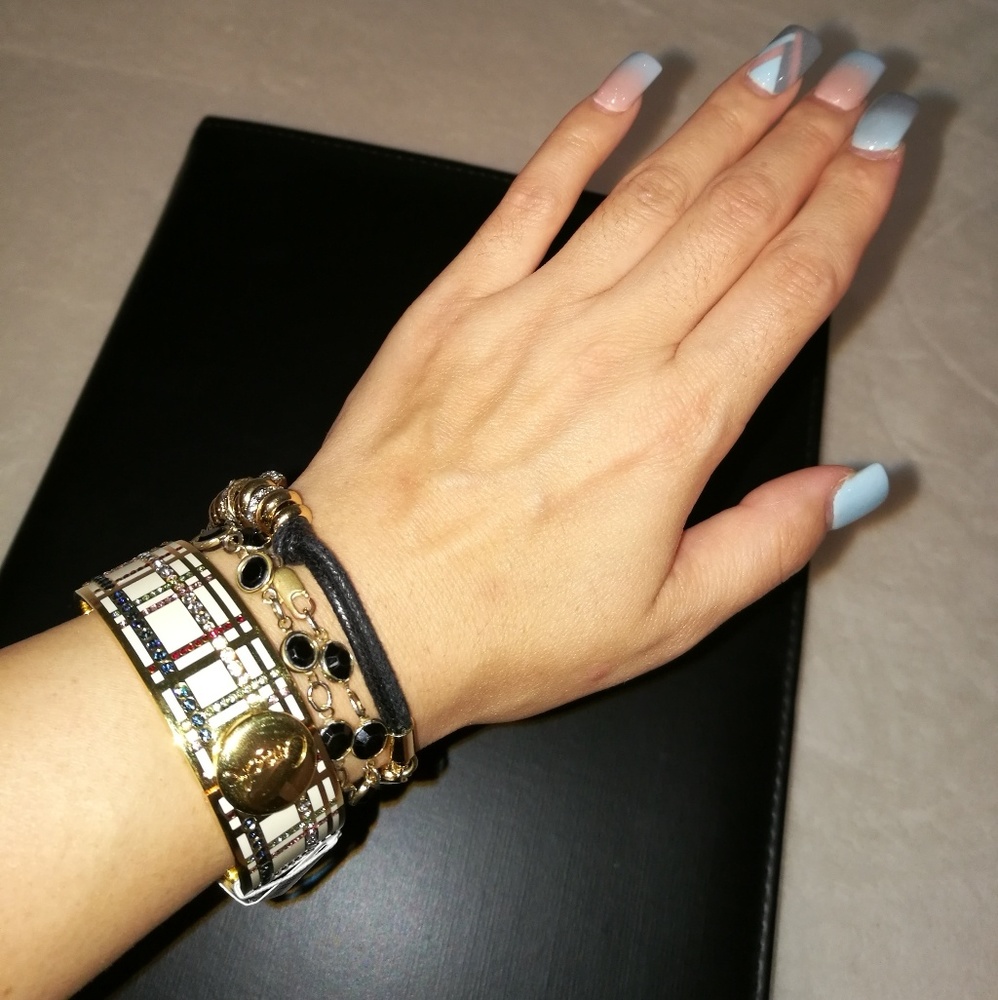 Authentic Coach crystal oval bangle