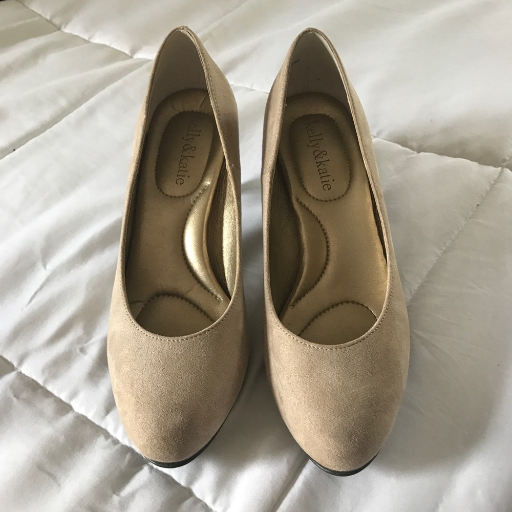 Tan Suede Pumps