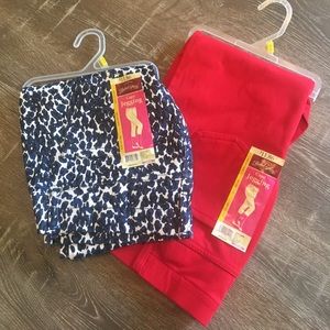 Faded Glory Capri Jeggings- blue leopard & red