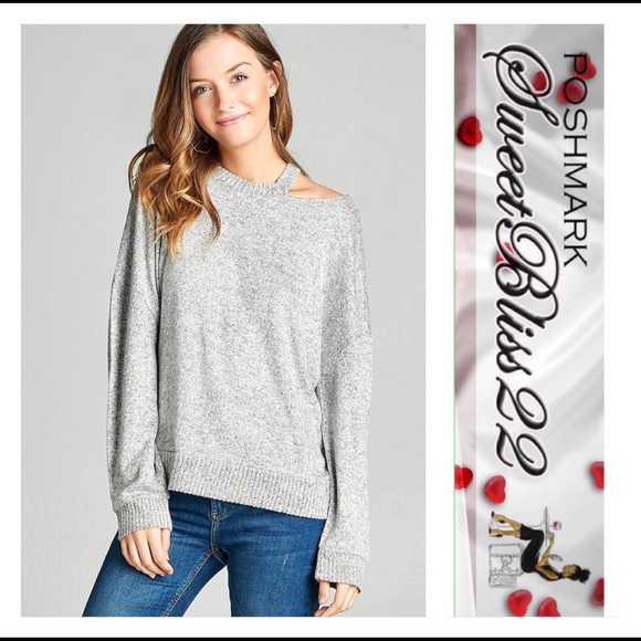 💋Gorgeous Grey Top💋 - Picture 2 of 2