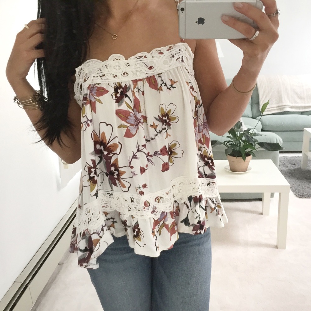 Flowy floral print top