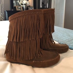 Minnetonka brown leather fringe boots