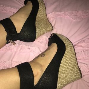 Jennifer Lopez glitter wedges