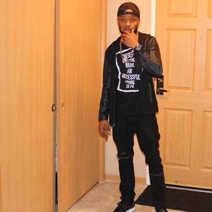 Meet your Posher, Abdallah