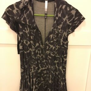 Kensie leopard dress