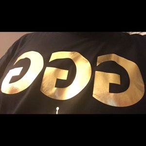 Meet your Posher, Elvis