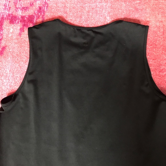 Lululemon tank - Picture 2 of 2
