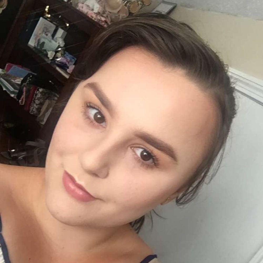 Meet your Posher, Valentina