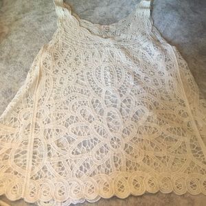 Romantic lace shell