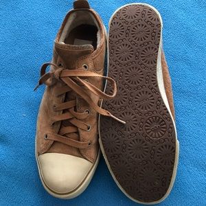 UGG  mocha suede sneakers