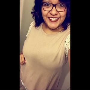 Meet your Posher, Courtney