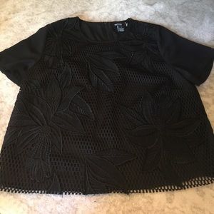 Black cropped top