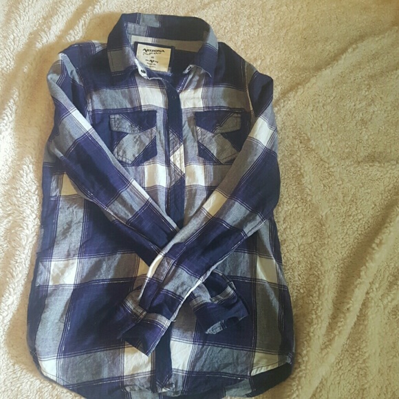 SOLD! Lot of 3 cute, cozy, flannels - Picture 3 of 7