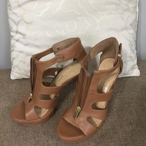Jessica synpson Sandals