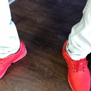 Meet your Posher, Ray