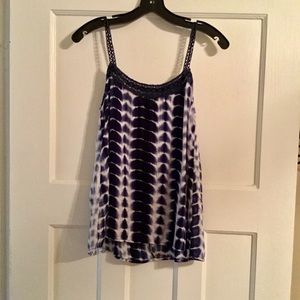 Hem & Thread tie dye flowy top