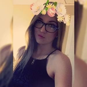 Meet your Posher, Valentina