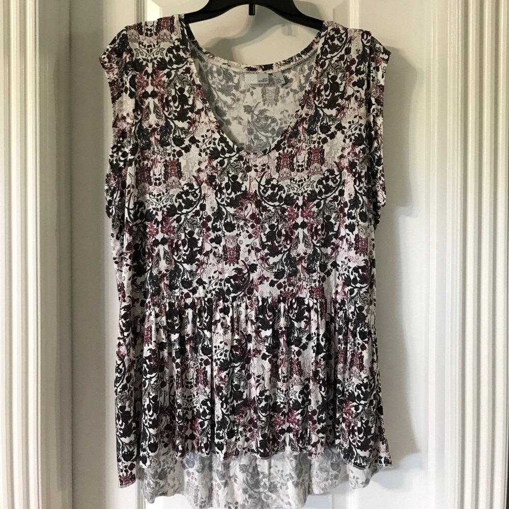 Cute light weight top