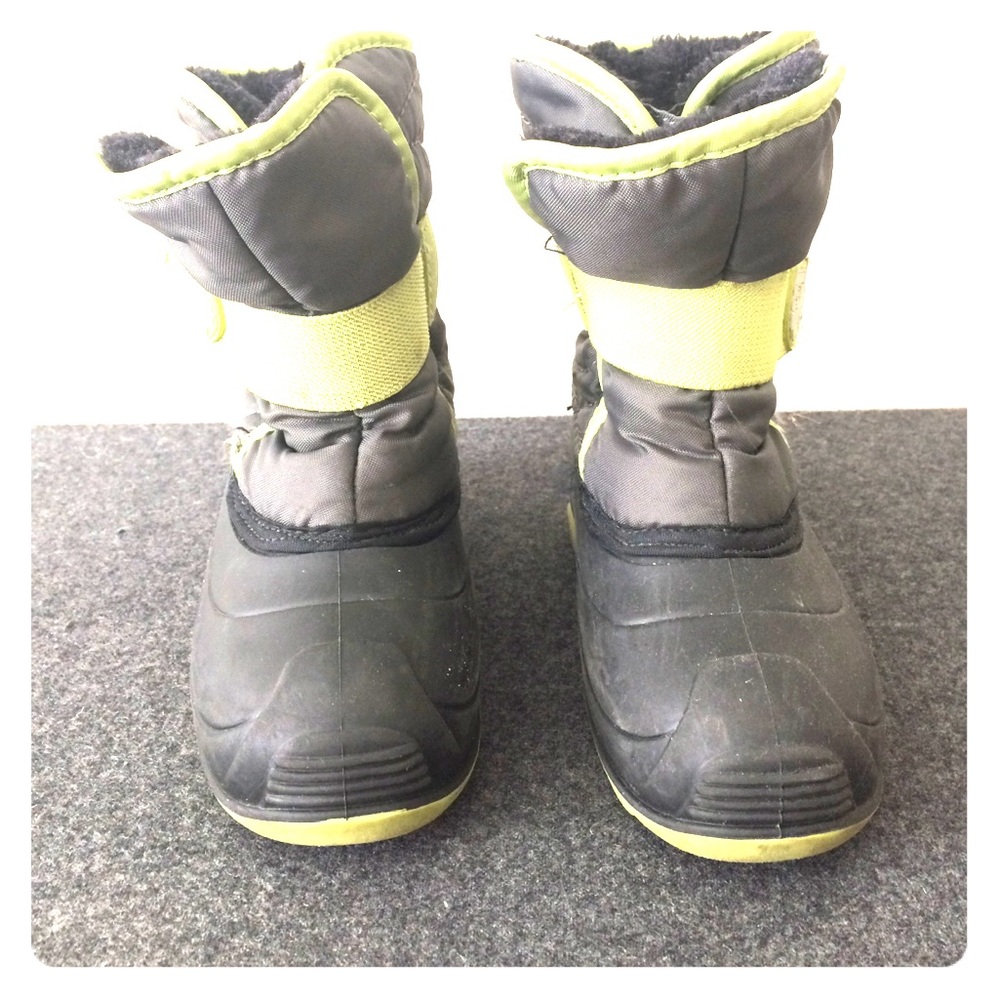 Child's snow boots