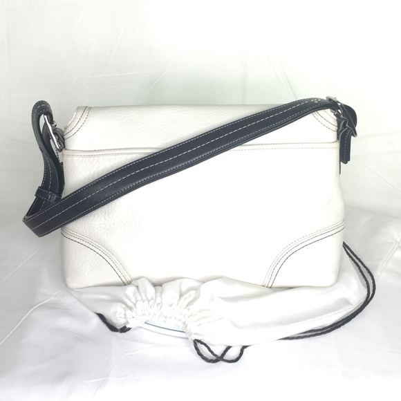 Coach Hamilton Ivory & espresso strap - Picture 4 of 8