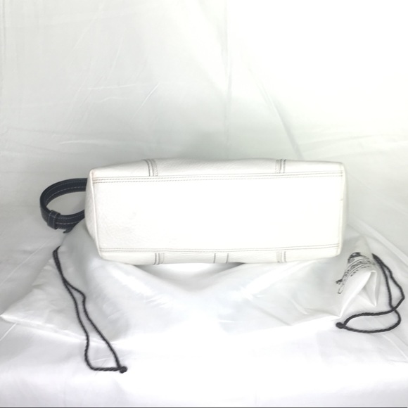 Coach Hamilton Ivory & espresso strap - Picture 5 of 8