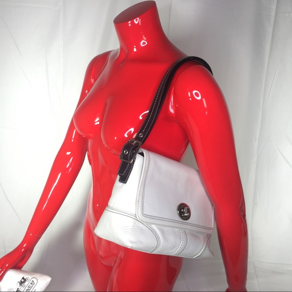 Coach Hamilton Ivory & espresso strap - Picture 2 of 8