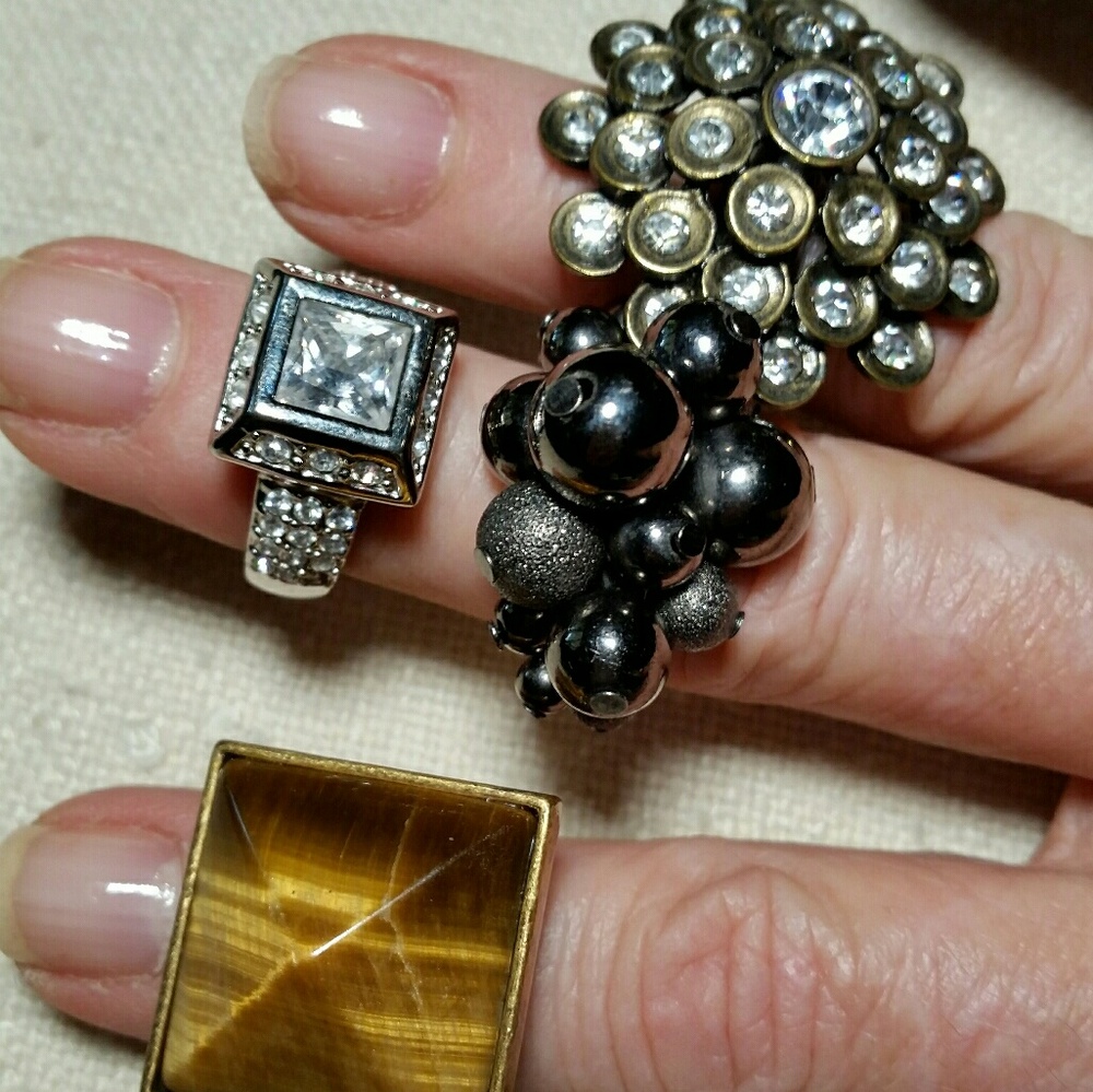 Bundle of 4 rings