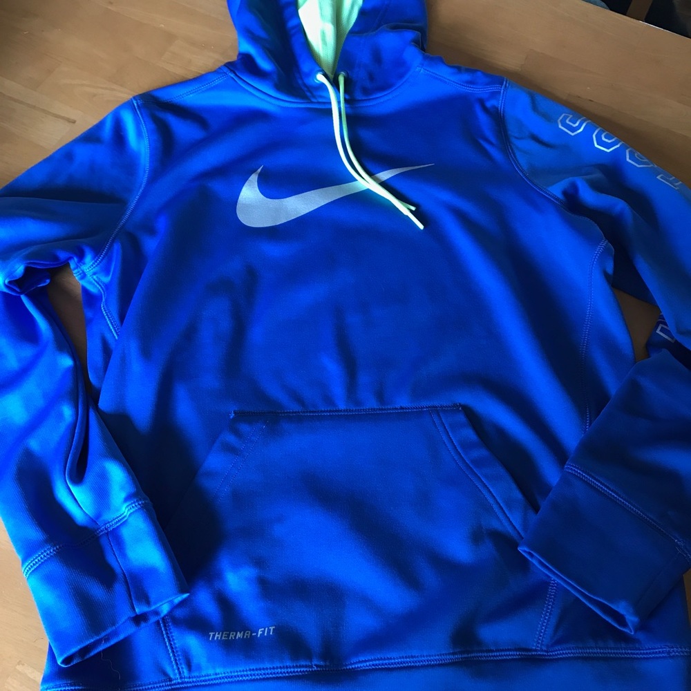🚫SOLD🚫Nike Women's Hoodie - Therma-Fit