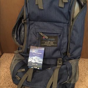 Mountaintop Hiking backpack NEW