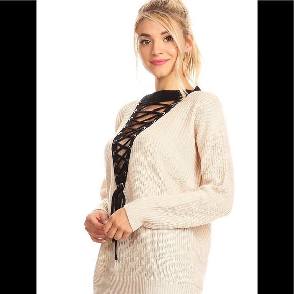 Lace Me Up Oversized Sweater - Picture 4 of 8