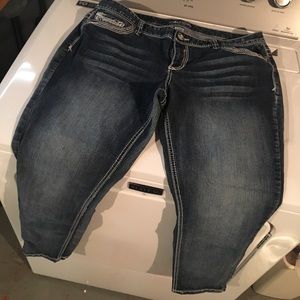 Washed but never worn Maurices jeggings