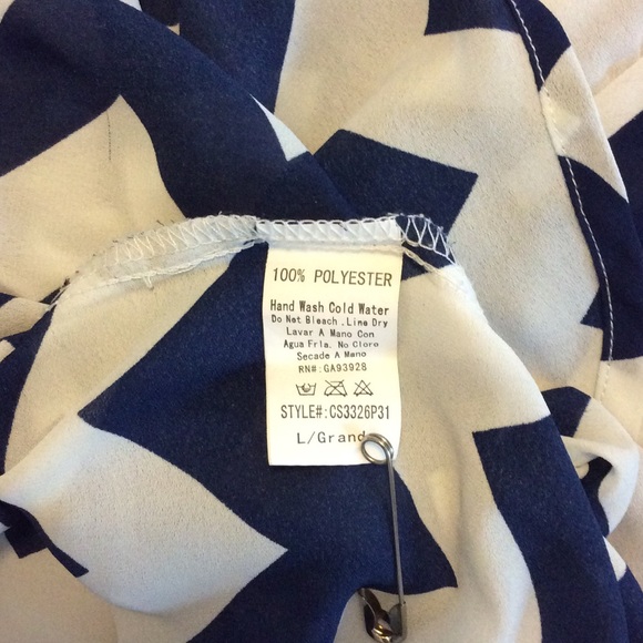 Lightweight sheer blouse - Picture 5 of 5