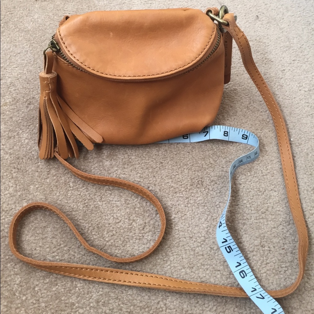 Lucky Brand crossover purse