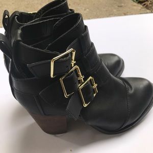 Mossimo Black Booties SZ 6