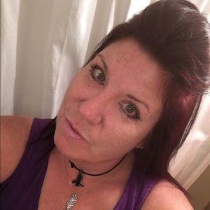 Meet your Posher, Nona