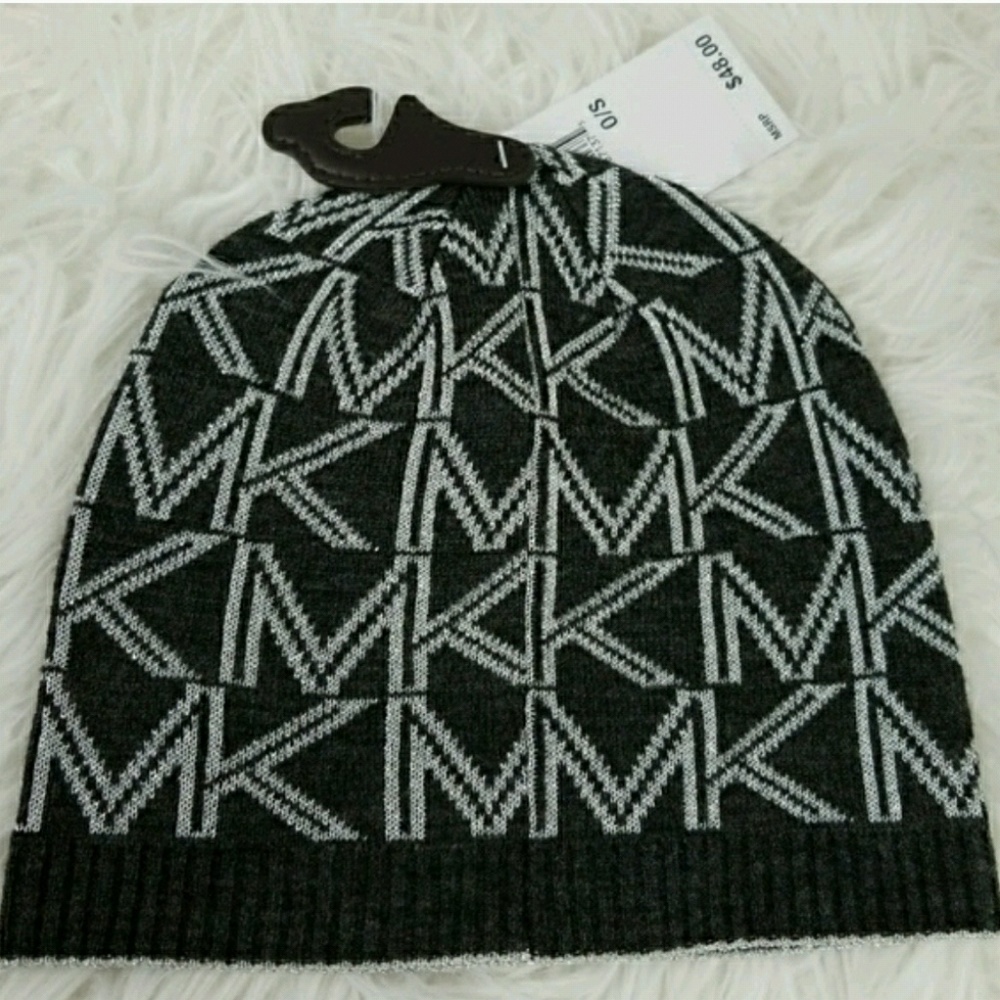 ((last 1)) MICHAEL KORS METALLIC  BEANIE/HAT - Picture 2 of 4