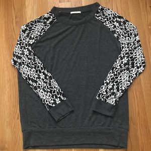 Stitch Fix Leavy Lace Sleeve Knit Top