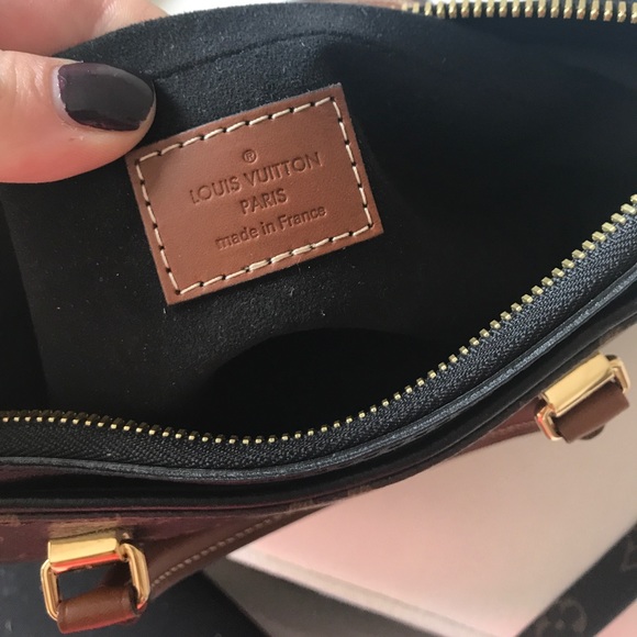 Pallas Black Louis Vuitton Crossbody - Picture 6 of 8