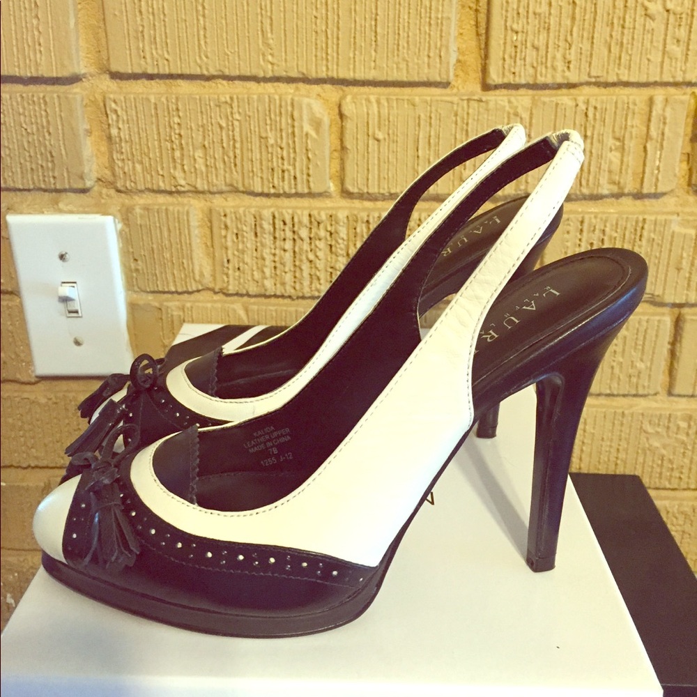 Ralph Lauren Khalida sling back pump