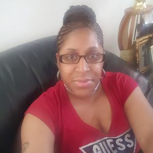 Meet your Posher, Vicky