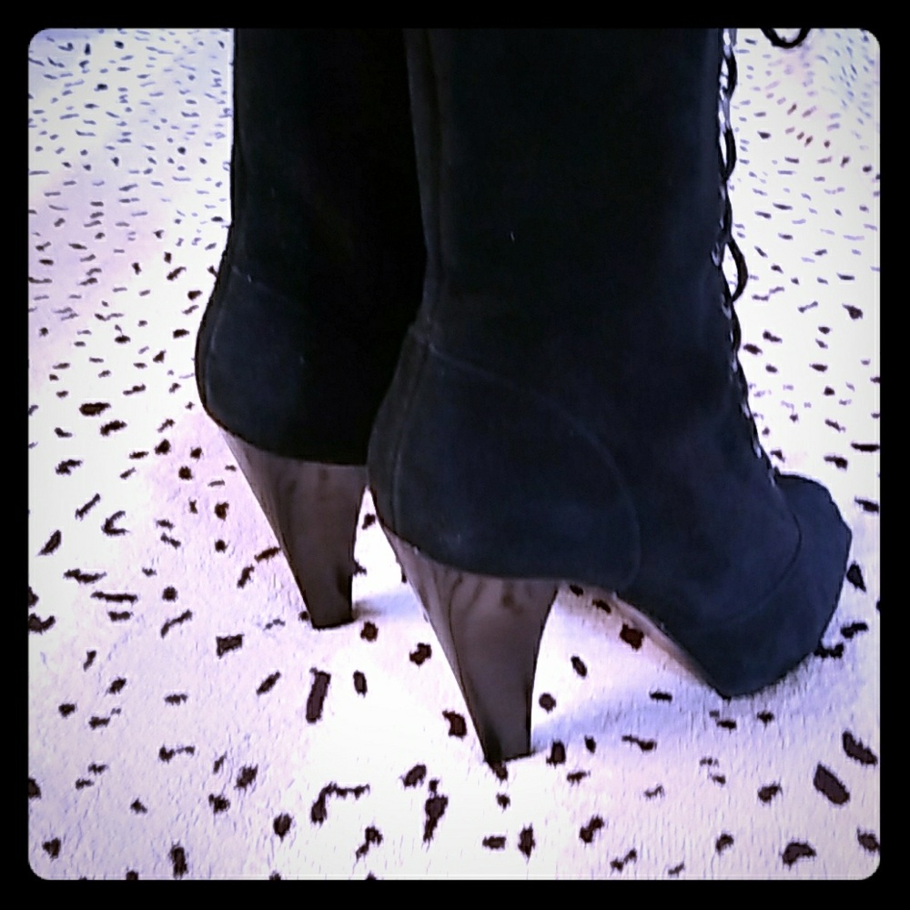 Lace up boots