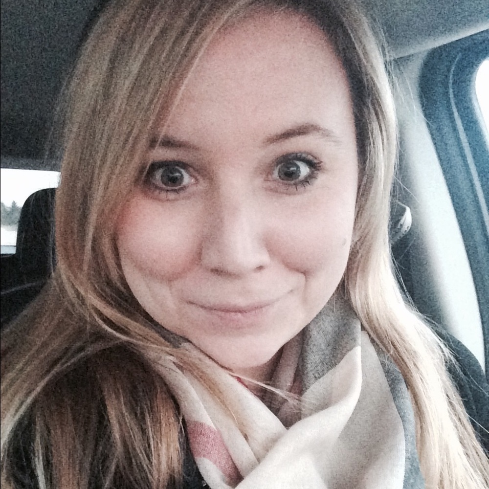 Meet your Posher, Megan - Picture 1 of 1
