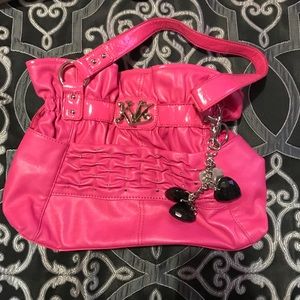 Kathy van zeeland. Feel free to make offer