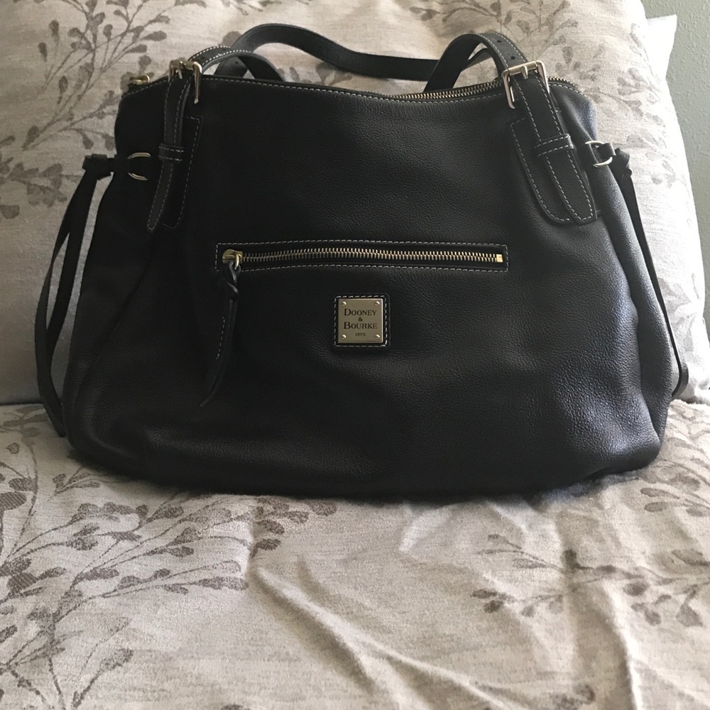 Dooney & Bourke Purse