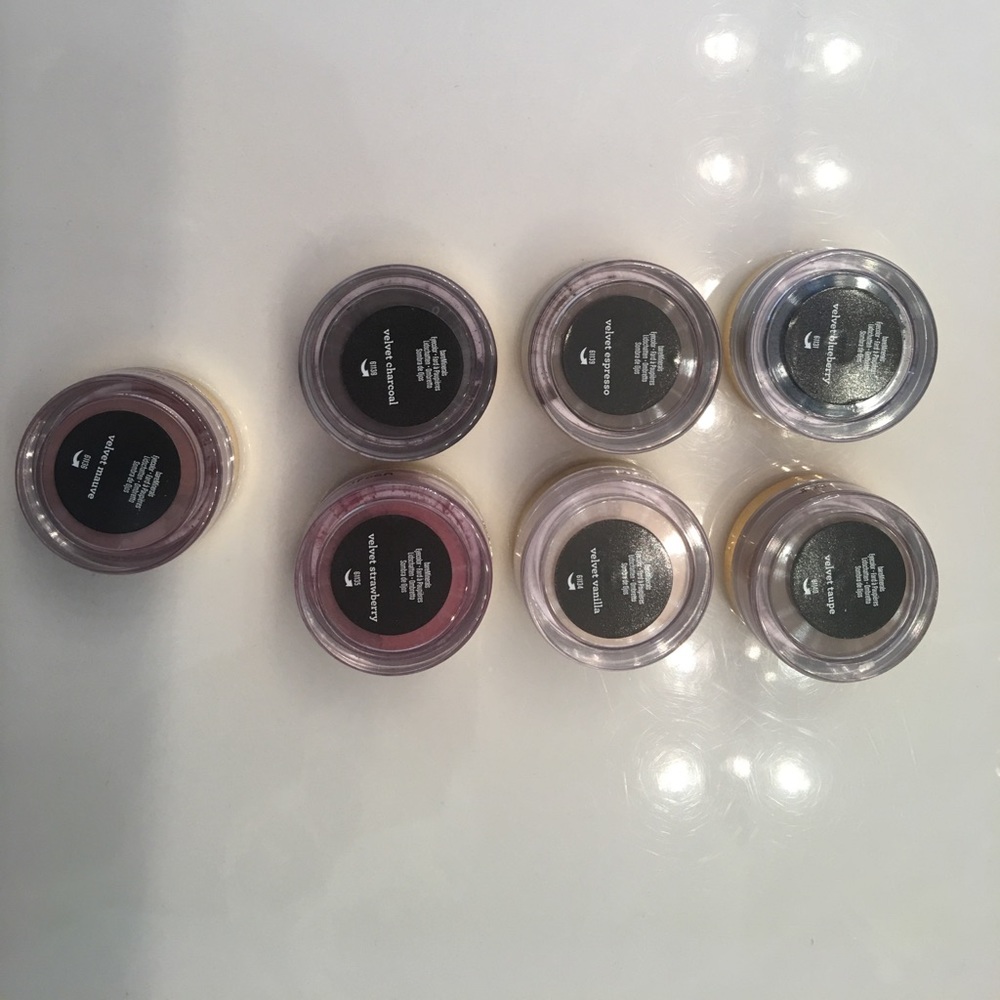 BareMinerals eyeshadows‼️VELVETS‼️