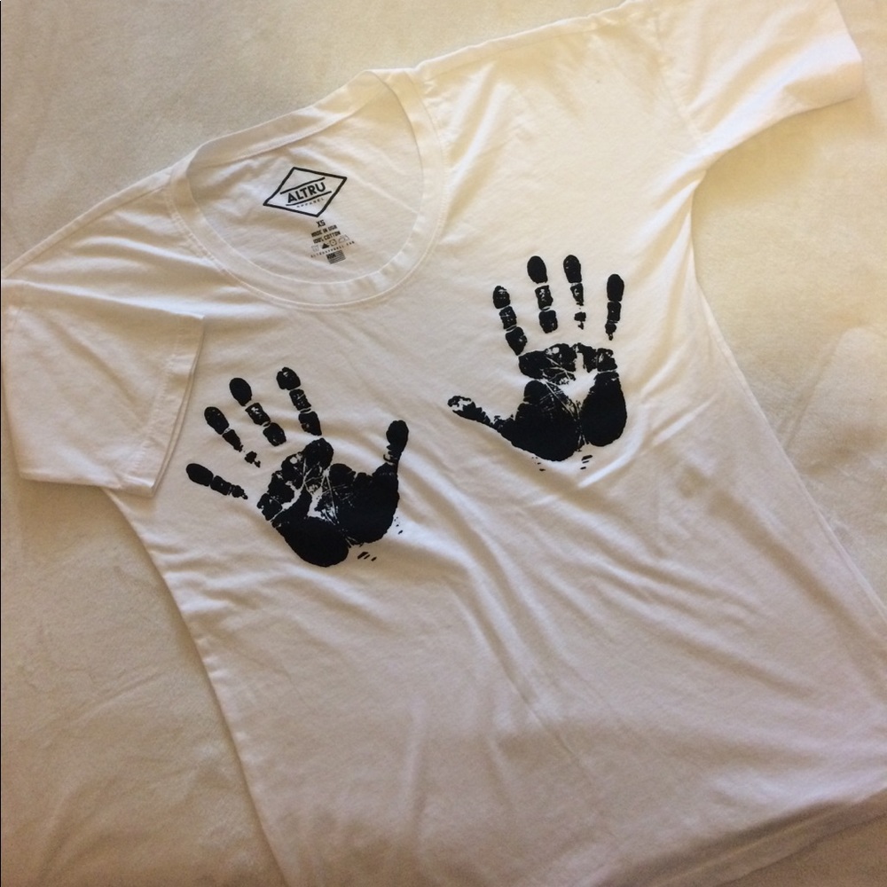 White short sleeve tee from urban outfitters