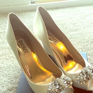 Badgley Mishka ivory peep toe wedge wedding shoes