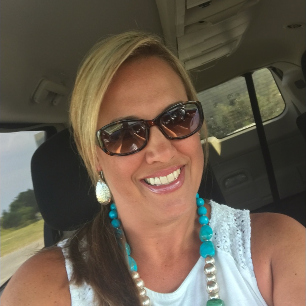 Meet your Posher, Kristen