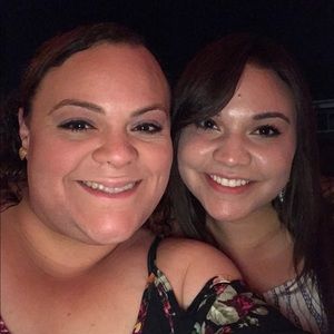 Meet your Posher, Sarai